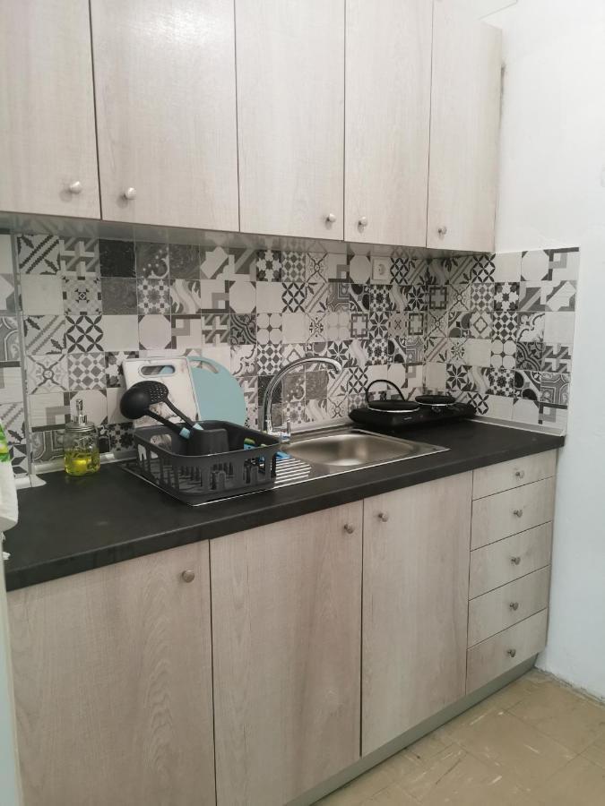 La Familia Apartments Olympiakí Aktí Zewnętrze zdjęcie