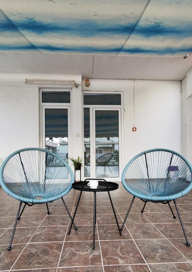 La Familia Apartments Olympiakí Aktí Zewnętrze zdjęcie