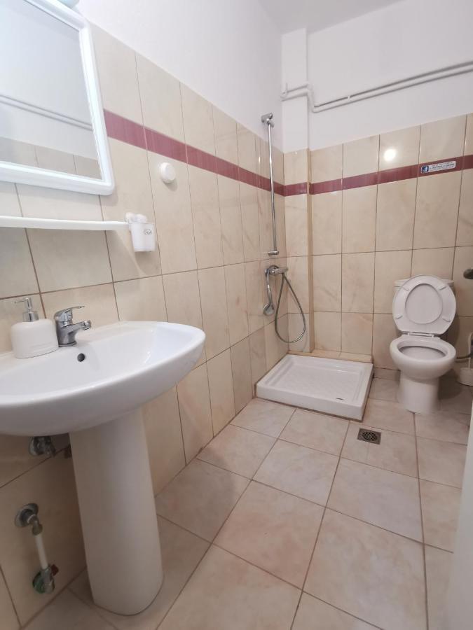 La Familia Apartments Olympiakí Aktí Zewnętrze zdjęcie