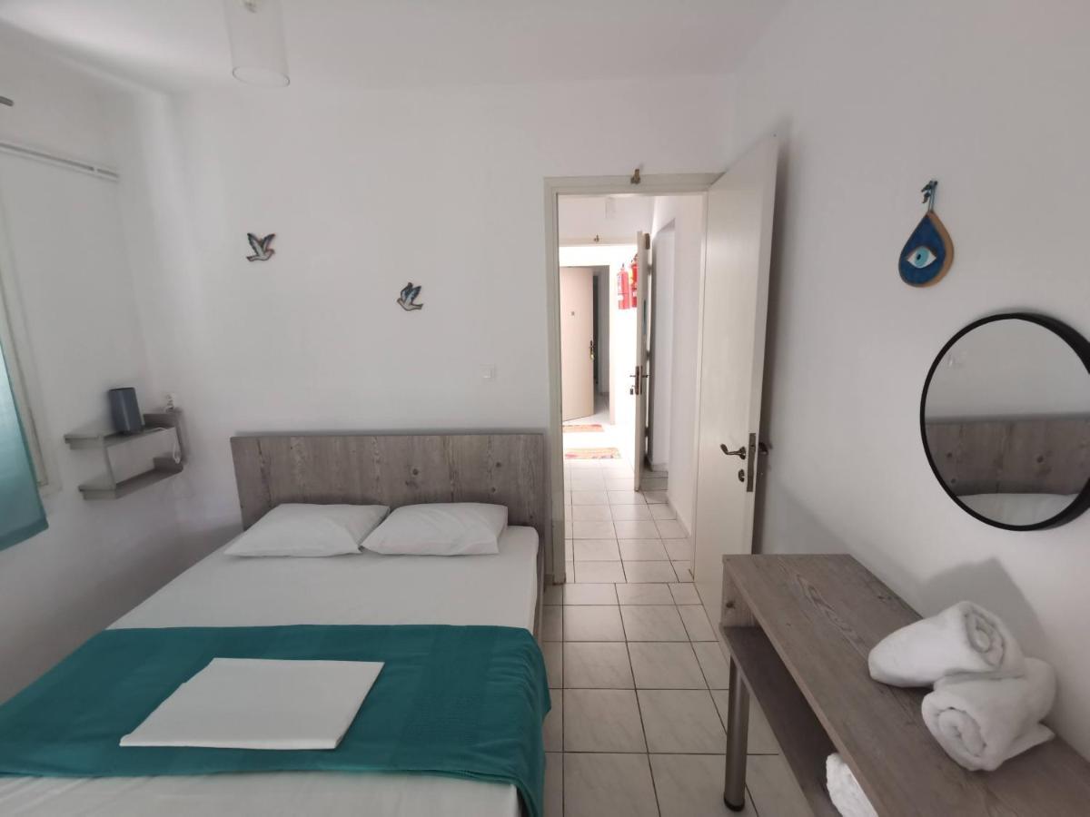 La Familia Apartments Olympiakí Aktí Zewnętrze zdjęcie