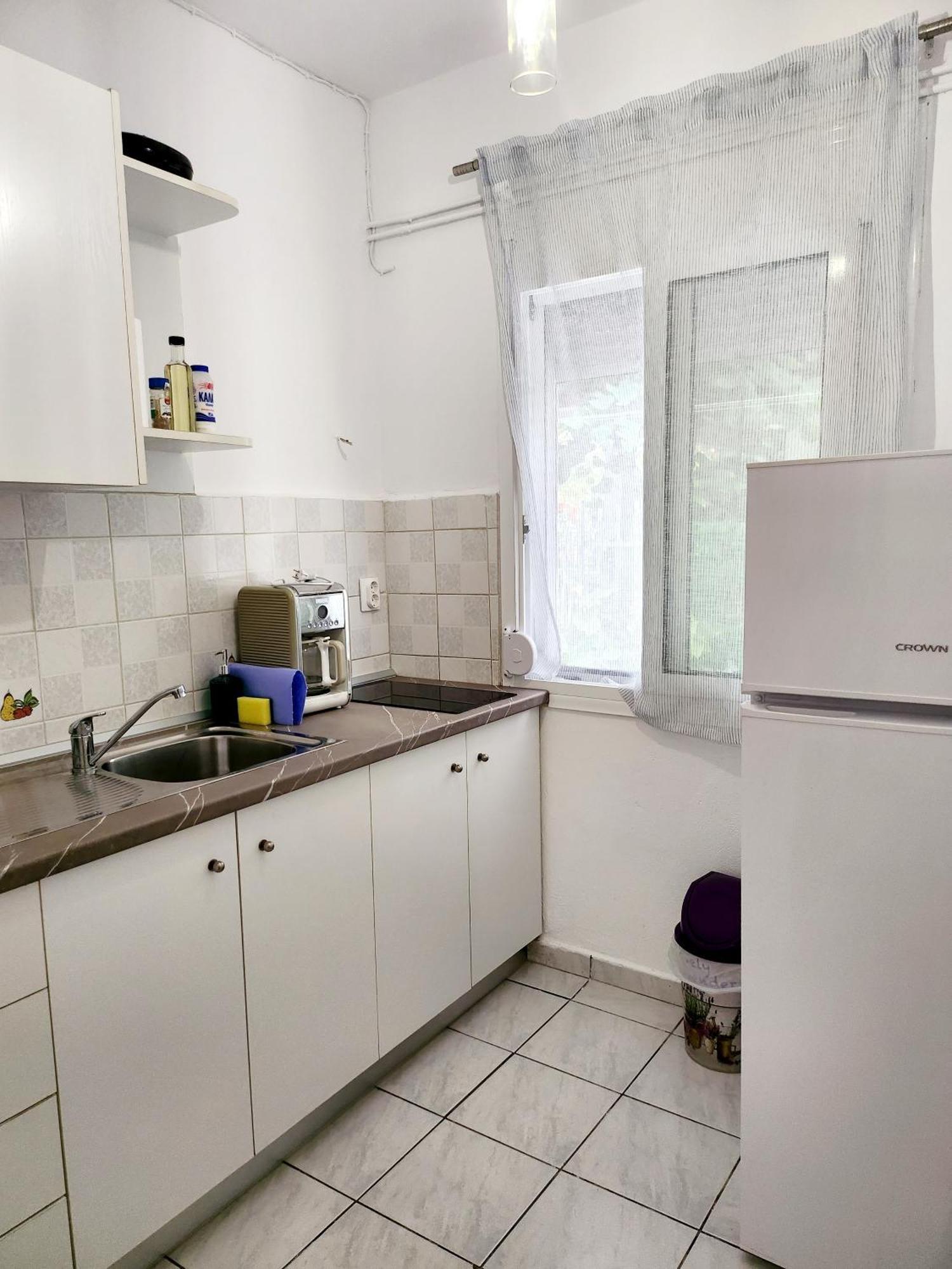 La Familia Apartments Olympiakí Aktí Zewnętrze zdjęcie