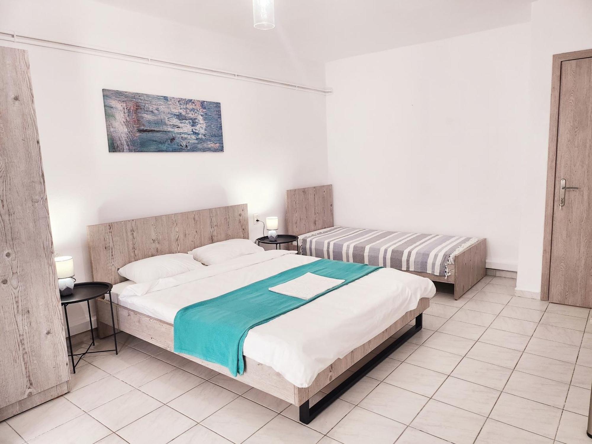 La Familia Apartments Olympiakí Aktí Zewnętrze zdjęcie