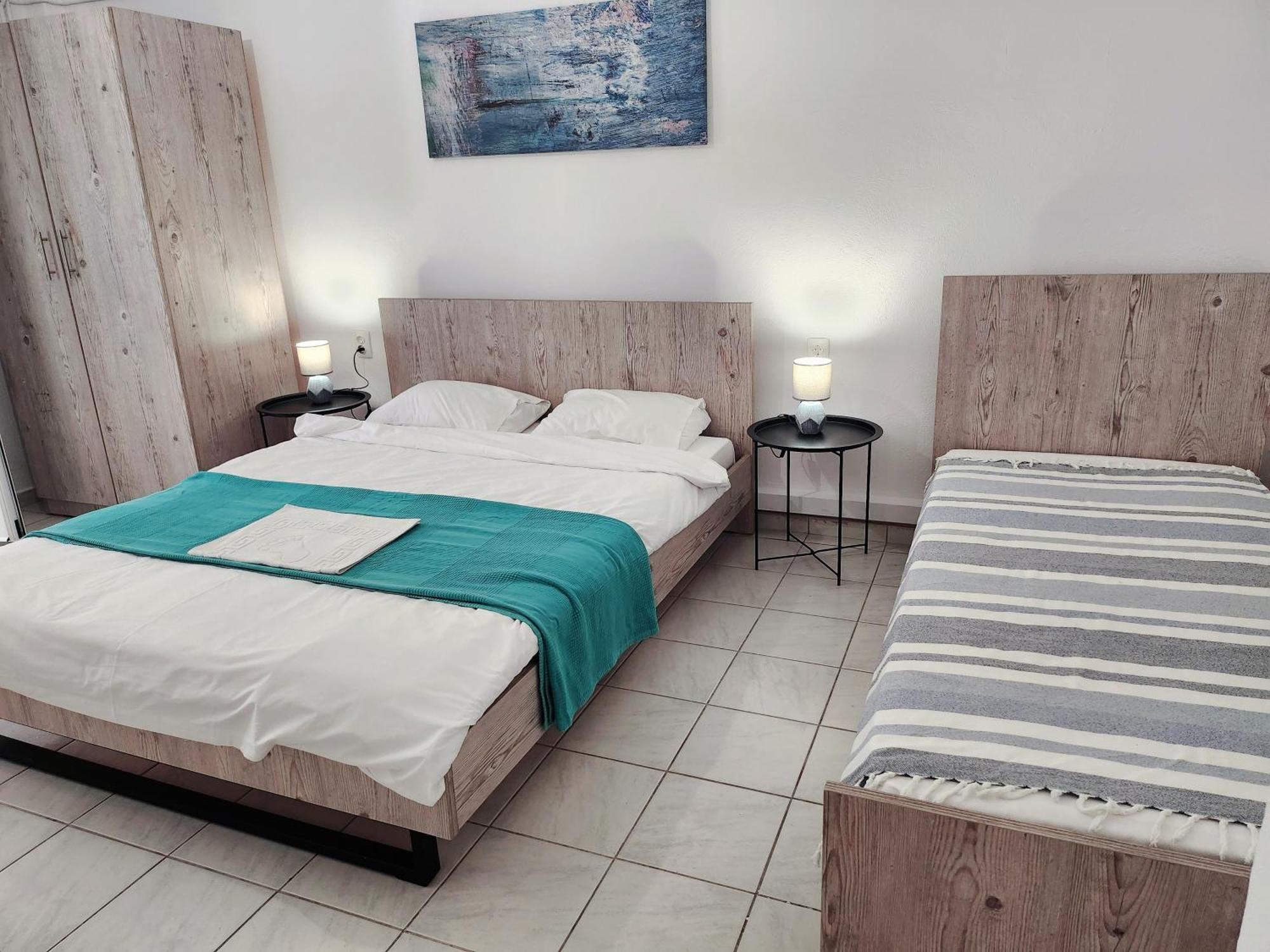 La Familia Apartments Olympiakí Aktí Zewnętrze zdjęcie
